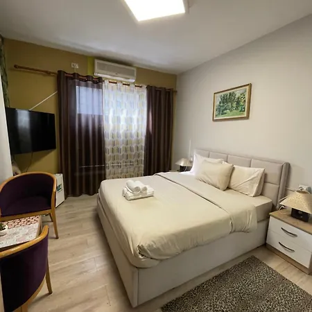 B&B Destination 티라나